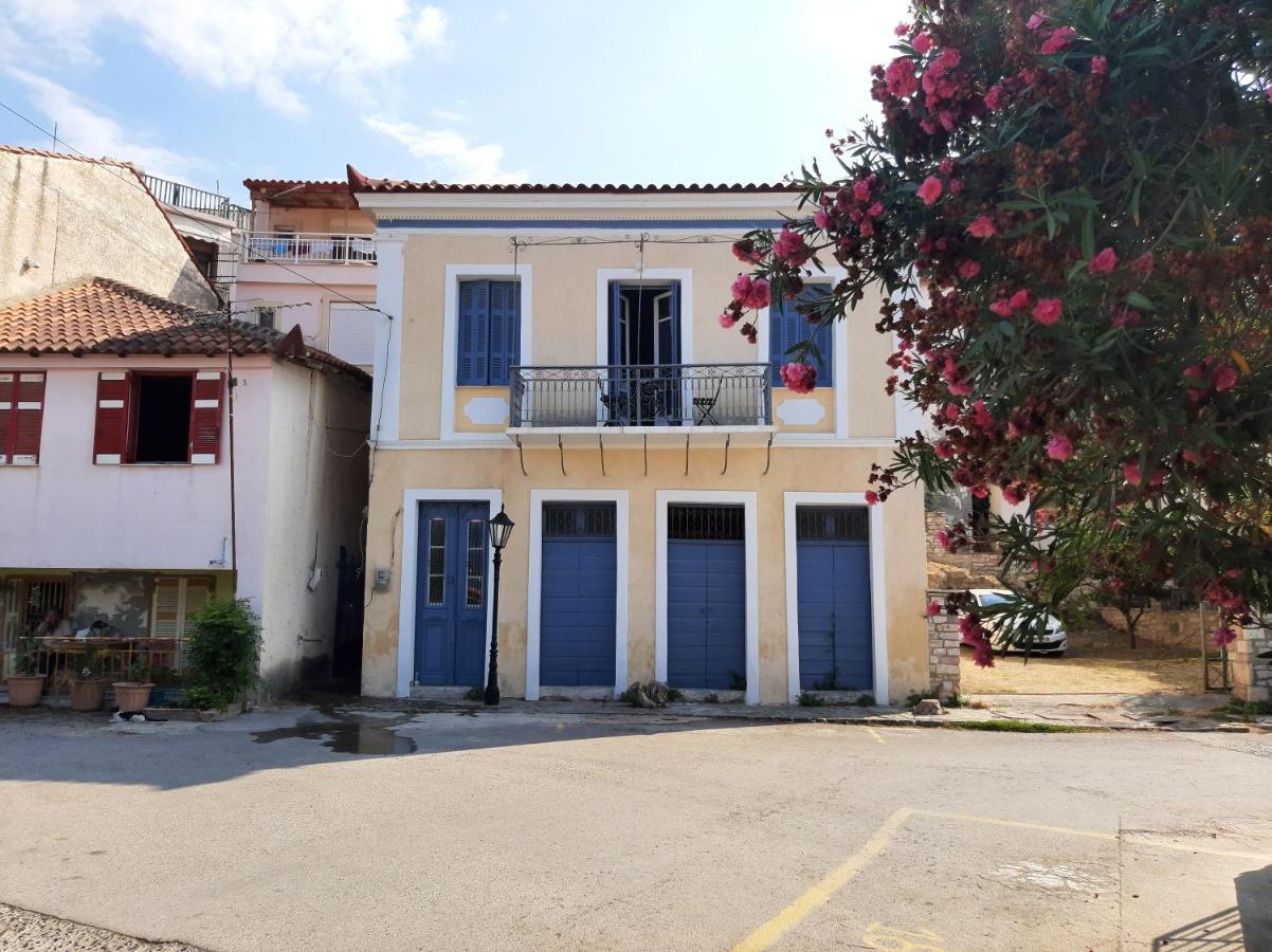 Traditional House At Koroni Near Beach Villa Exterior photo